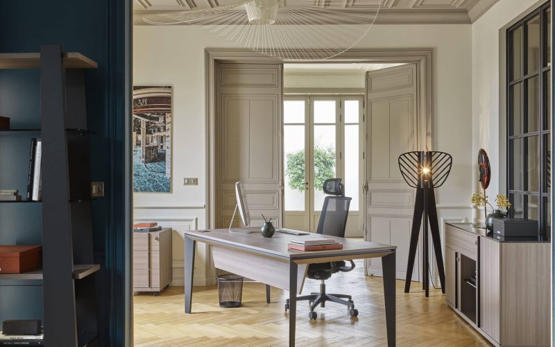 BUREAU DE DIRECTION E-MOTION GAUTIER OFFICE